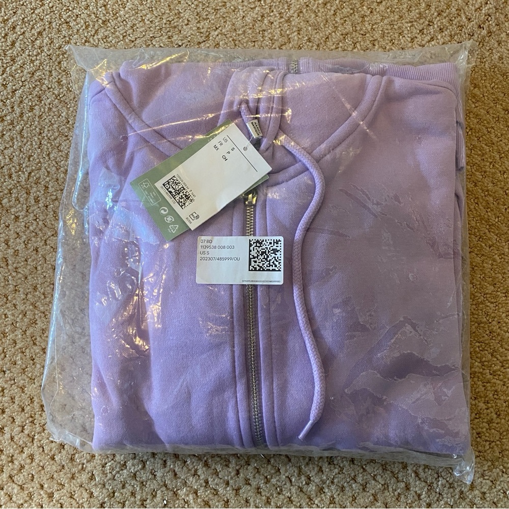 NWT H&M Lilac Purple Zip Hoodie Size Small
